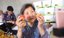 91岁直播带货奶奶,跨越时代的带货传奇